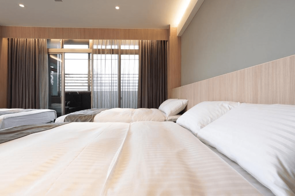 沿著白河山路上行,在關子嶺住一晚溫泉旅宿,讓時間在熱氣中慢慢放鬆