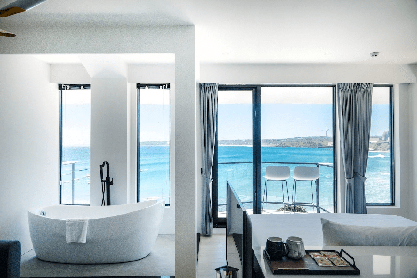 把夜晚留給墾丁的浪，五種不同風格的住宿提案，陪你住進南國的節奏裡