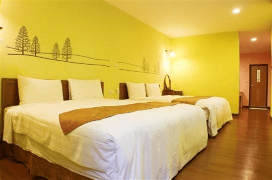 為了好好休息而出發的關子嶺溫泉住宿夜，在山城裡泡湯、過一晚靜靜的時光