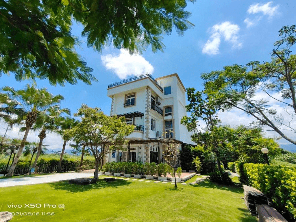 假期來到宜蘭，選擇包棟民宿過日子，用幾晚時間換回一家人的自在節奏