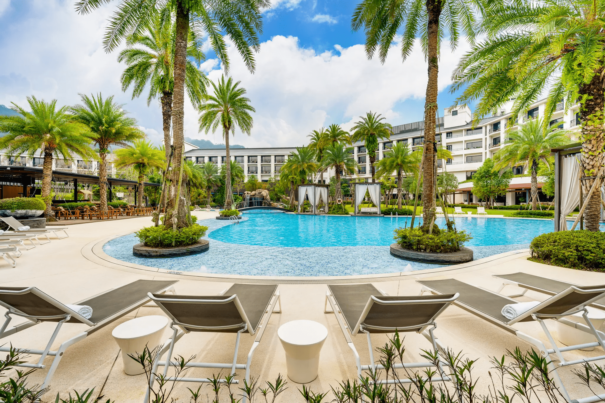 在山景包圍的空間裡，住一晚桃園大溪笠復威斯汀度假酒店慢慢展開假期