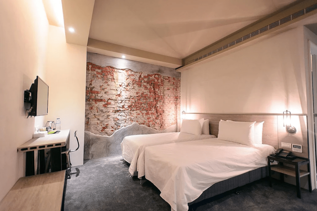 走進台中街區找一晚好眠,從車站到市中心串起順行不趕的旅館選擇