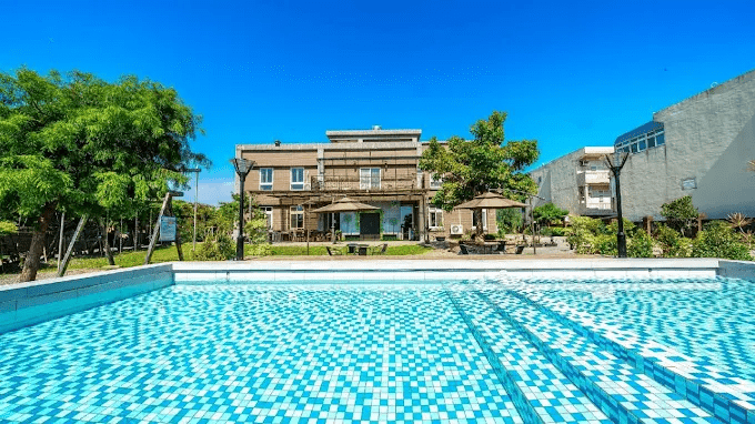 從清晨到夜晚都不必趕行程，在宜蘭包棟民宿裡住進只屬於家人的旅行步調