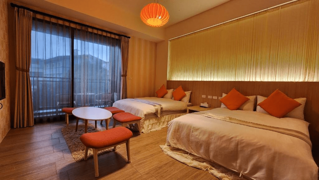 傍晚走進埔里山城,住進水景、田野與故事裡的五種住宿風景