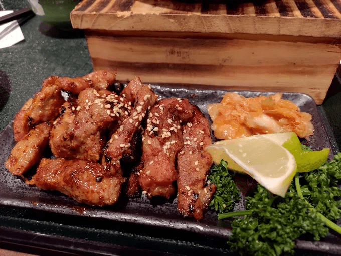 當風開始轉涼,我們在陽明山天籟渡假酒店停下腳步,把時間交給山景與溫泉