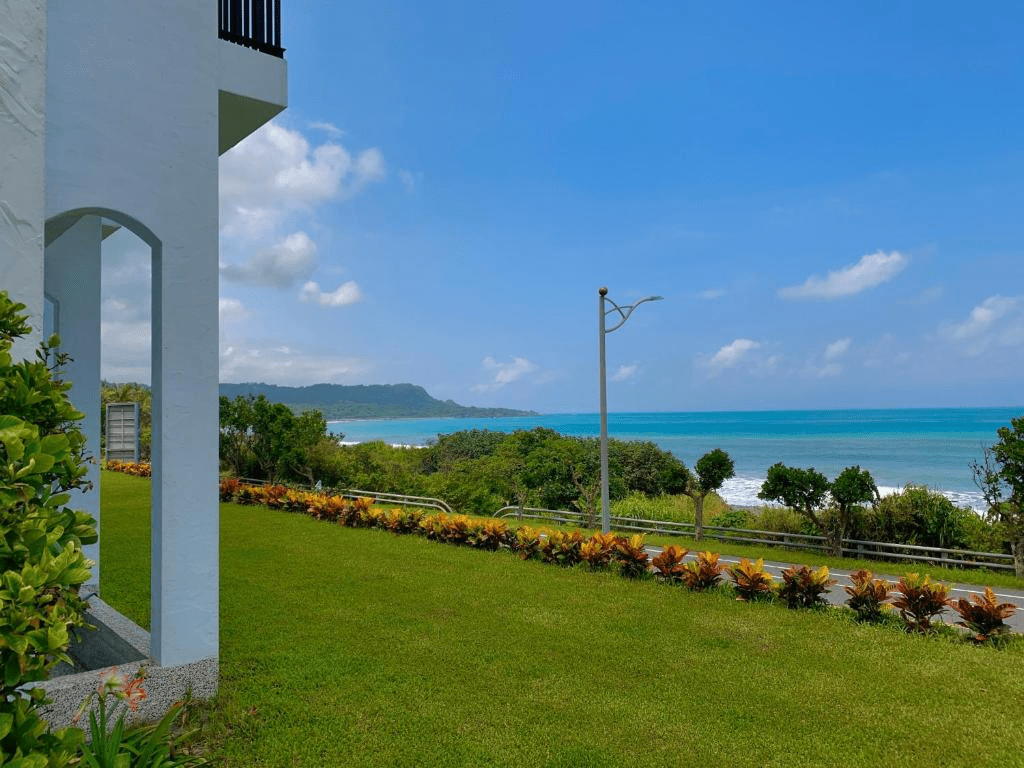 把行程留白給海與光，在台東嵐海民宿住進東海岸最安靜的時刻