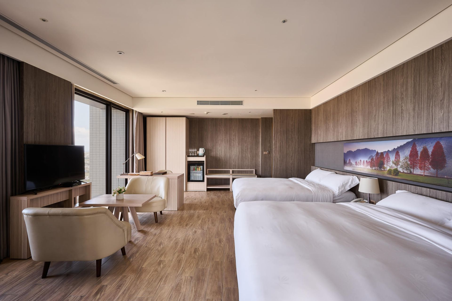 當行程走到羅東夜色，村却國際溫泉酒店用一池溫泉接住疲憊的身體