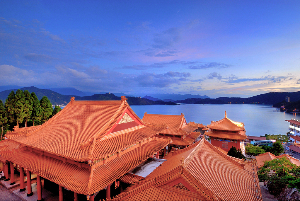清晨的日月潭還沒喧鬧,在山慕藝旅 Sun Moon Inn 醒來,旅行開始得剛剛好
