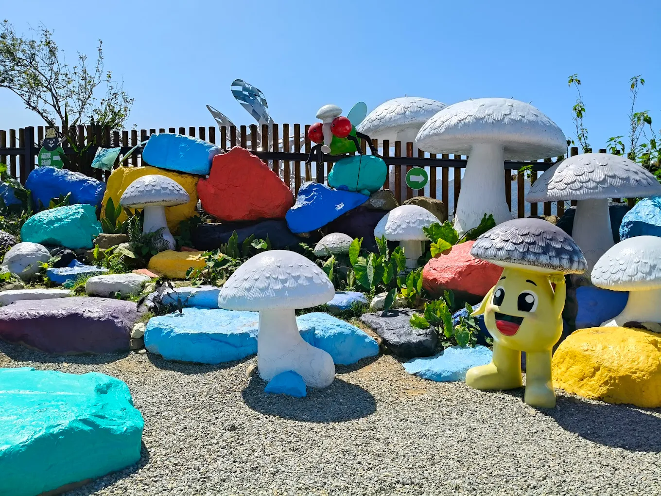 南投鹿谷隱藏版秘境，擁有豐富的森林資源與舒適的休憩空間