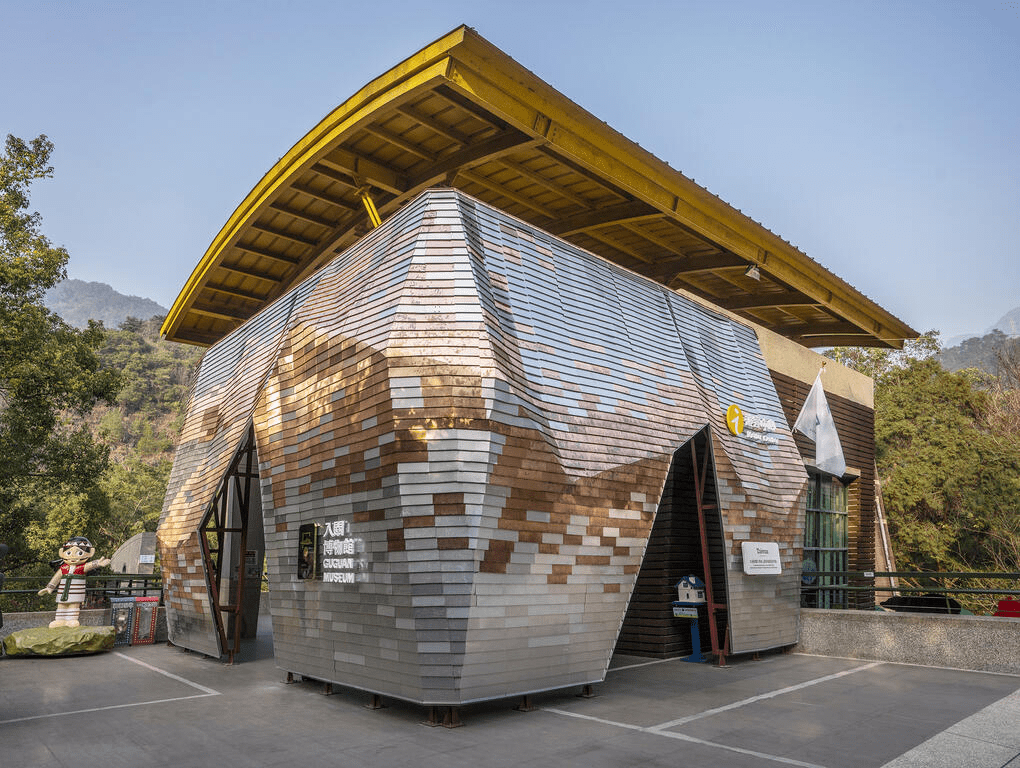 把旅程放慢在谷關溫泉，用山色、霧氣和溫度重新調整身體的輕盈節奏