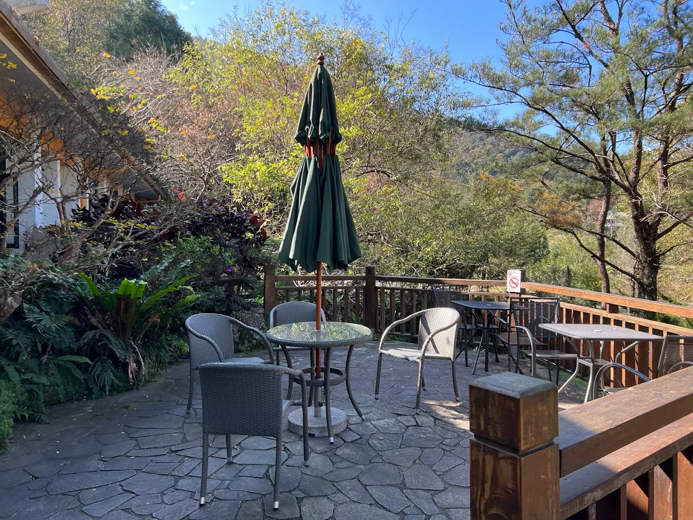 威尼斯內灣溫泉會館外觀與自然環境