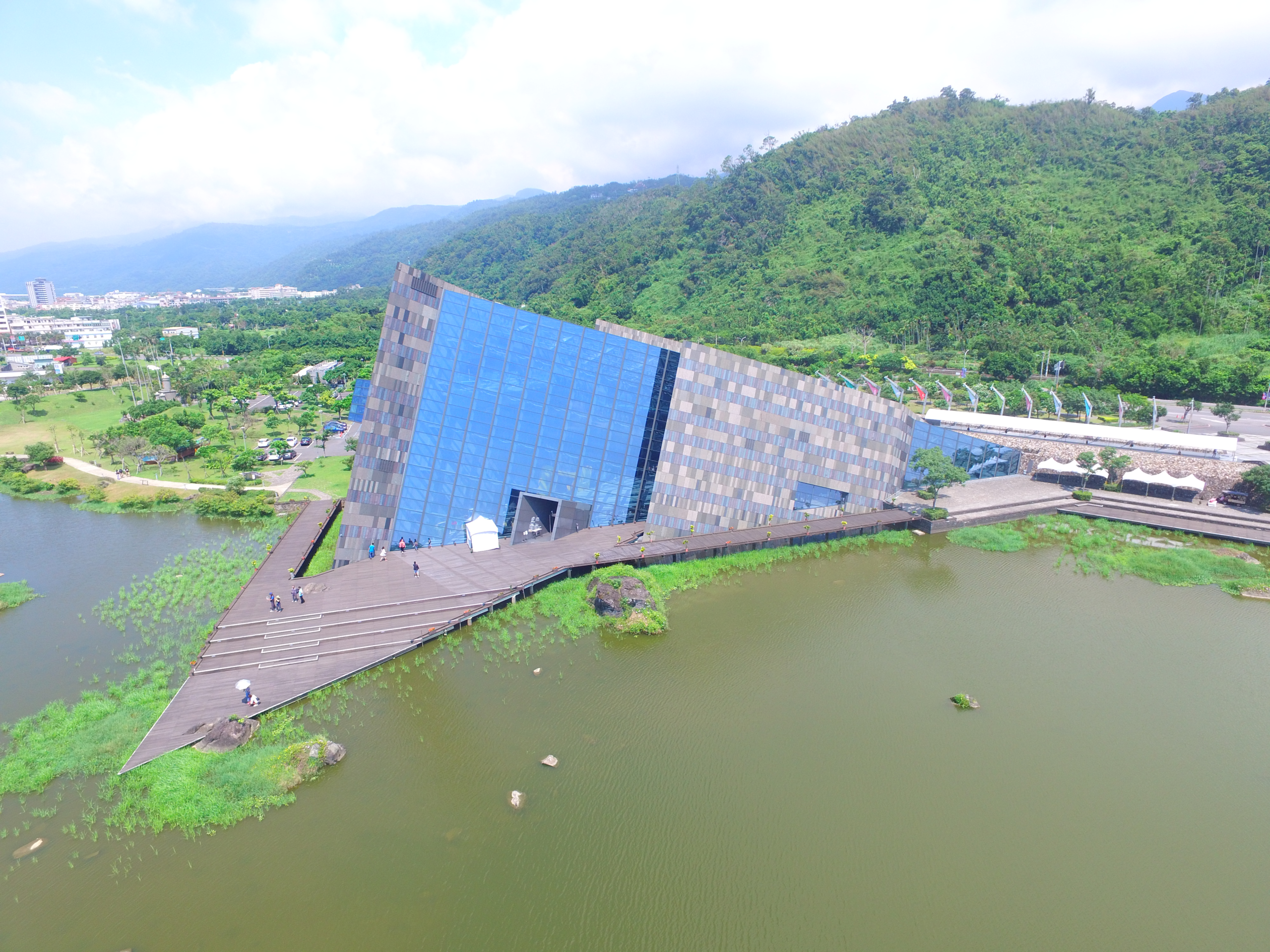 在山海與岩層之間閱讀宜蘭，走進蘭陽博物館，探索一片土地的生活脈絡