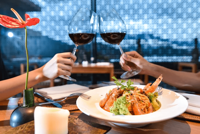 在日月潭天色轉暗之前抵達涵碧樓，用一晚湖景，換一段真正放慢的旅程