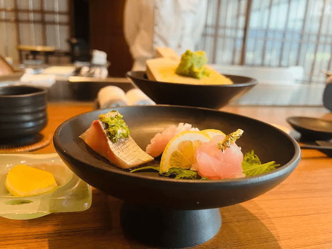 在日月潭天色轉暗之前抵達涵碧樓，用一晚湖景，換一段真正放慢的旅程