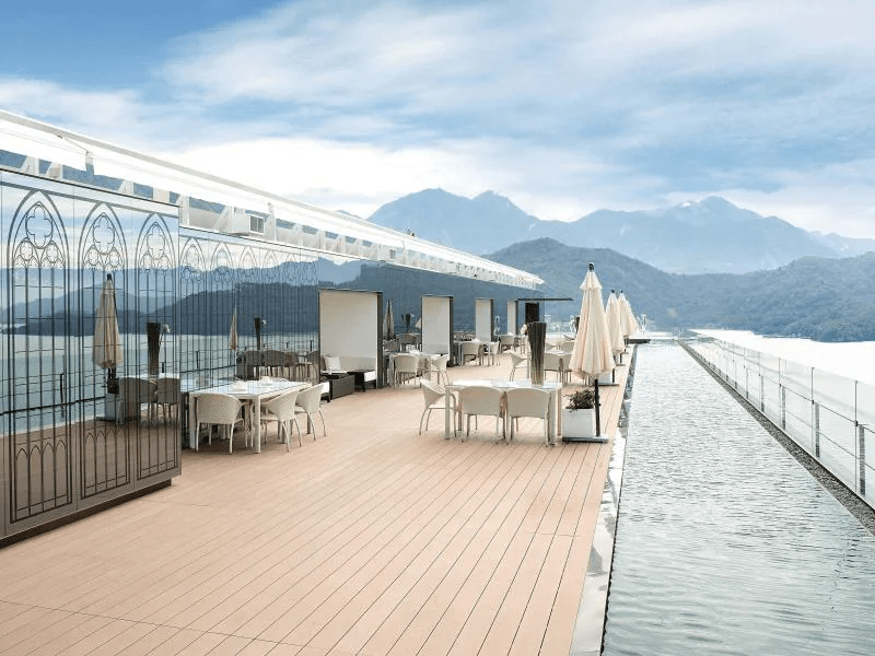 把時間留給湖景與自己，走訪日月潭飯店，找一個願意慢下來的住宿位置