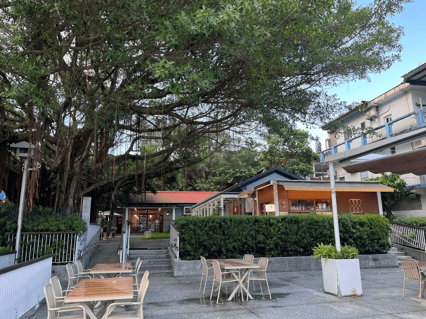 時光樹影-Memory 河岸景觀餐廳