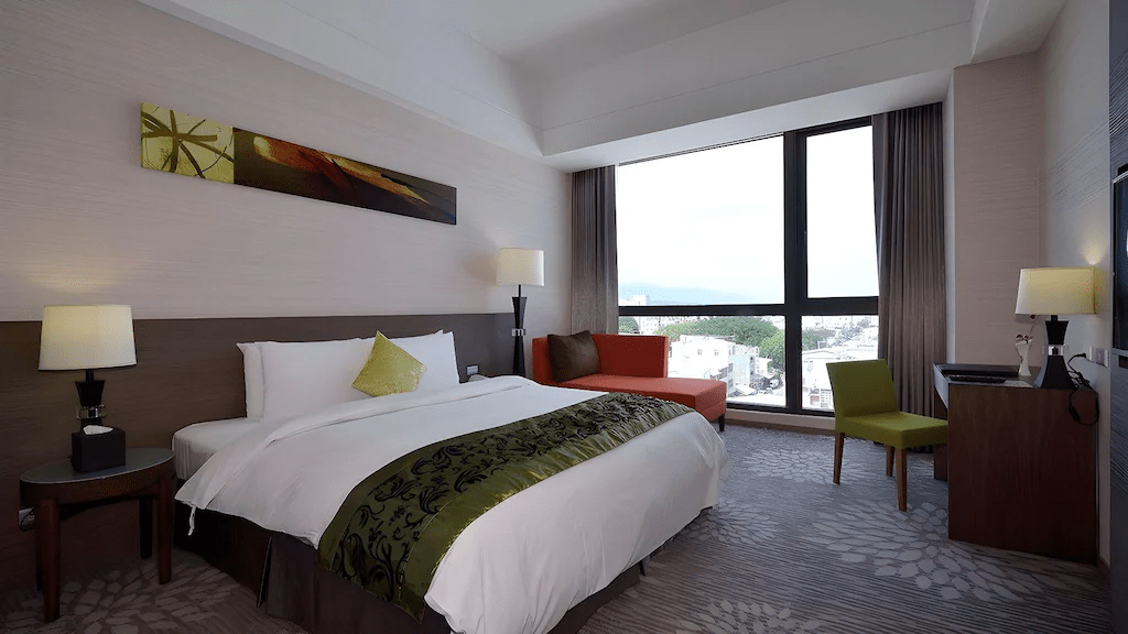 走進台東的生活節奏裡，用一晚剛剛好的住宿，接住旅行的疲憊與期待