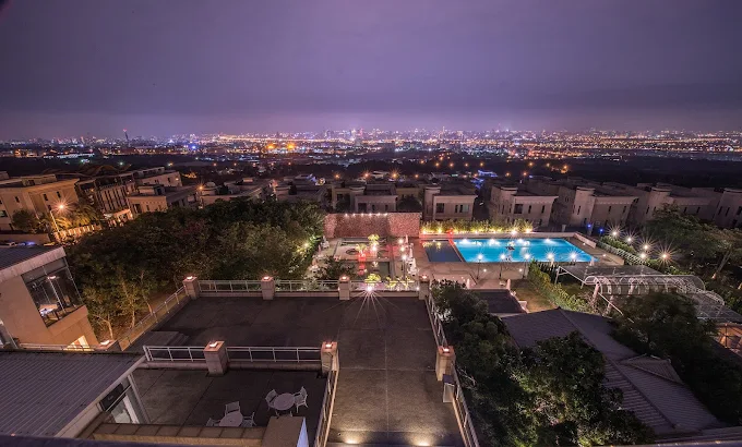 沿著山城慢慢走進台中溫泉時光，從大坑到谷關，把週末交給熱氣與山景