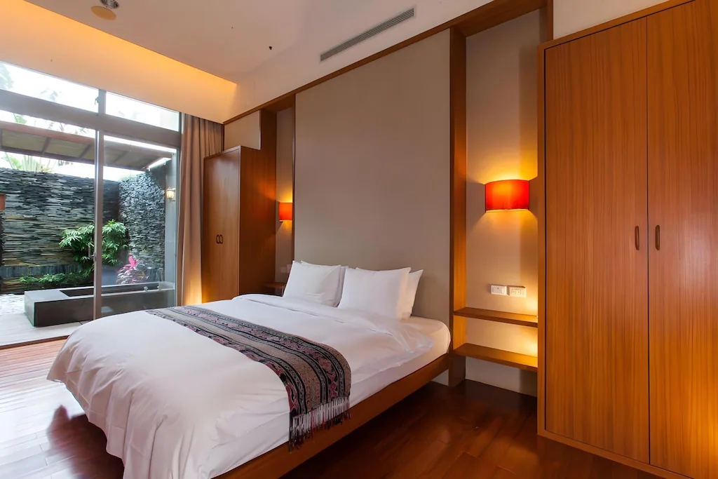 沿著台東鹿野的山線慢慢停下腳步,在鹿鳴溫泉酒店住進風景與溫泉交會的午後時光