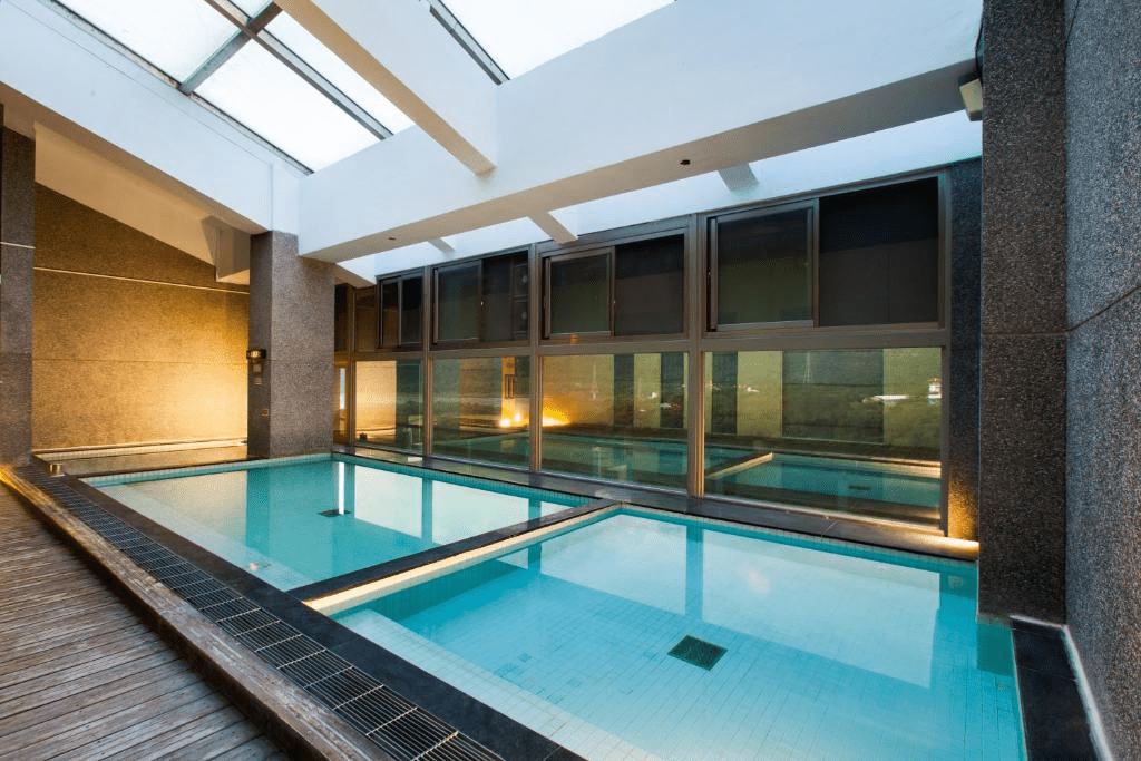 沿著台東鹿野的山線慢慢停下腳步,在鹿鳴溫泉酒店住進風景與溫泉交會的午後時光