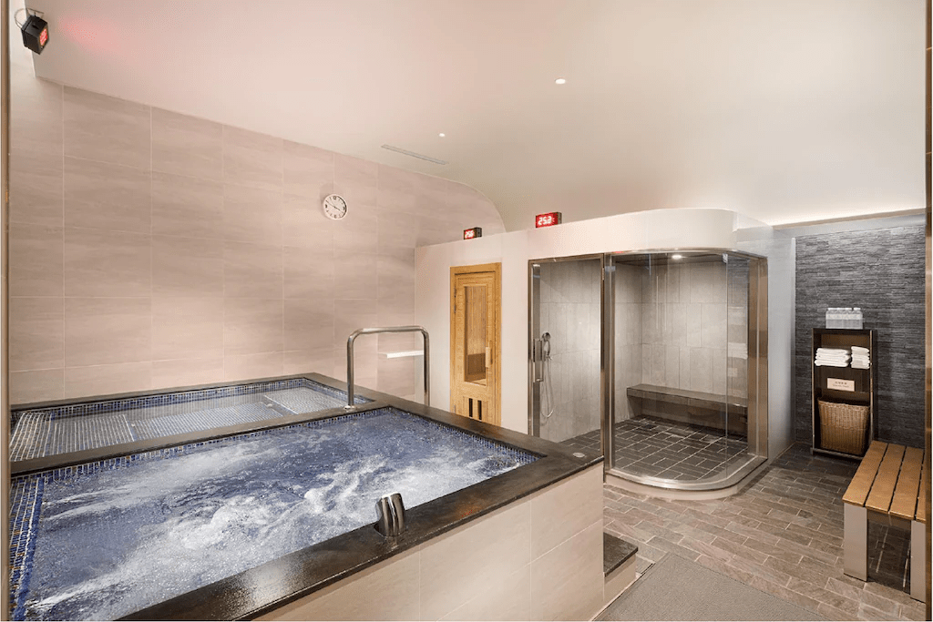 在台北內湖慢慢停下腳步，走進台北美福大飯店感受不張揚卻完整的五星級住宿日常