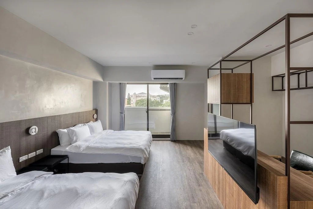 在彰化旅行不趕路的夜晚，選一間住得舒服又順路的飯店，把行程放慢一點