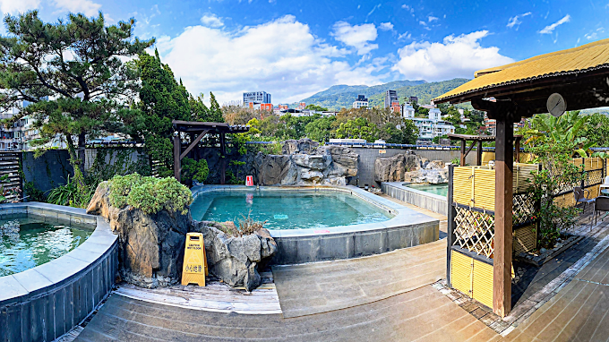想在台北找一段真正放鬆的時光，北投泡湯飯店正好把城市留在門外