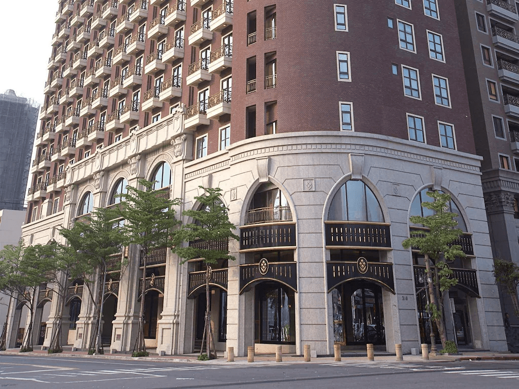 午後走進桃園藝文特區,在福容大飯店安放行李,讓城市節奏慢慢回到剛好的速度