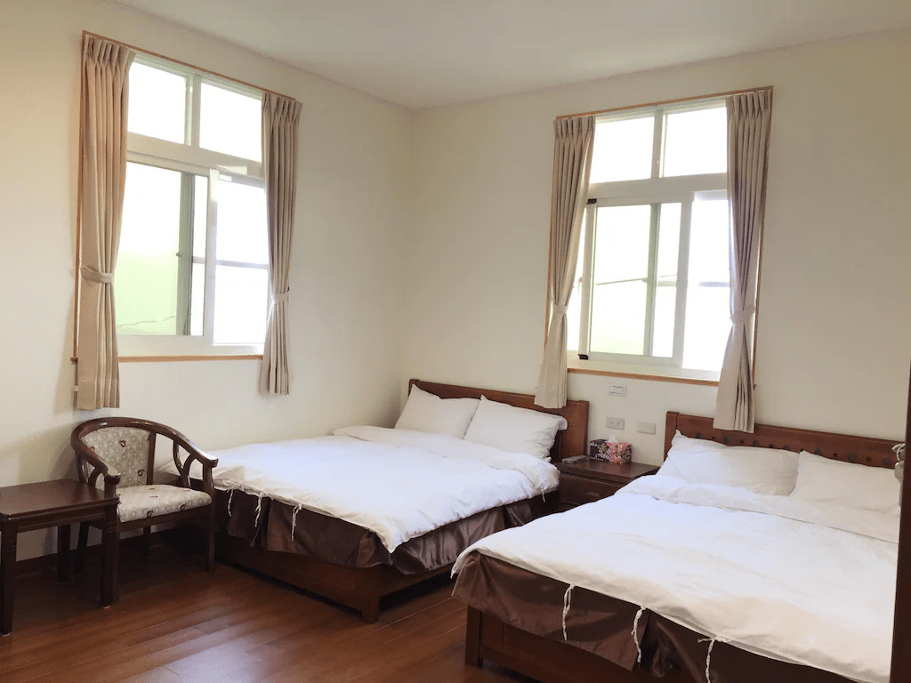 在阿里山與周邊聚落之間住下來，用一晚民宿時間，換回久違的慢節奏