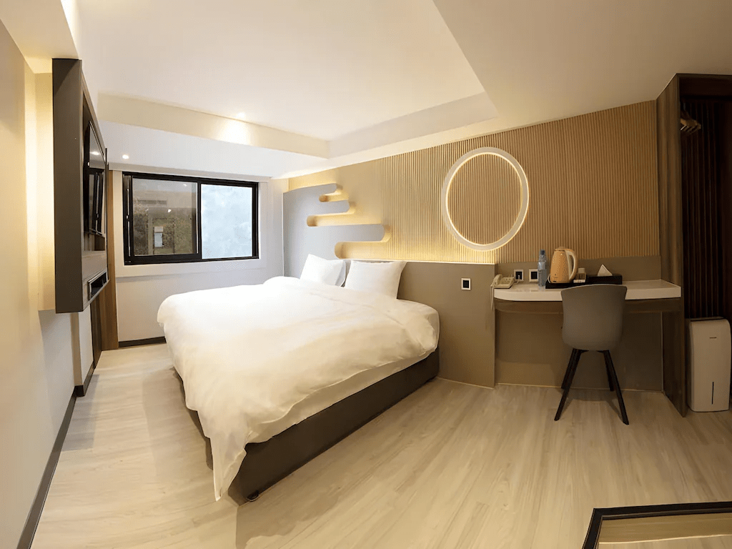 神木賓館住宿體驗｜不用趕車也不用繞路，一步一景走進清晨森林