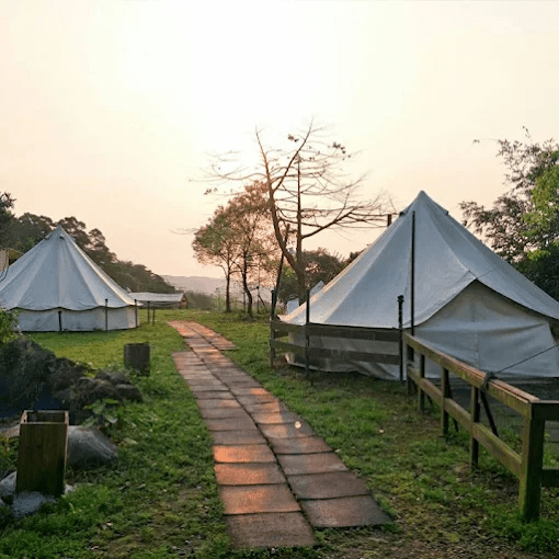 週末離開城市，從呼啦莊園到金山驛境，用營地車住宿把時間留給自然