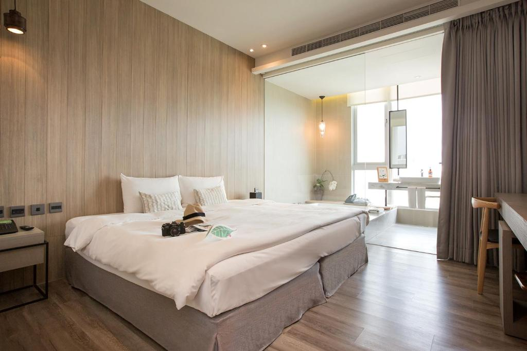 跟著承億文旅移動的方向，從嘉義出發，在日月潭與花蓮找到剛剛好的停留