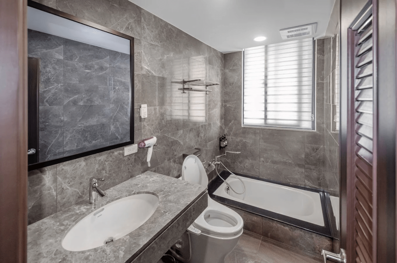 春雨漫居引以為傲的軟水系統過濾裝置