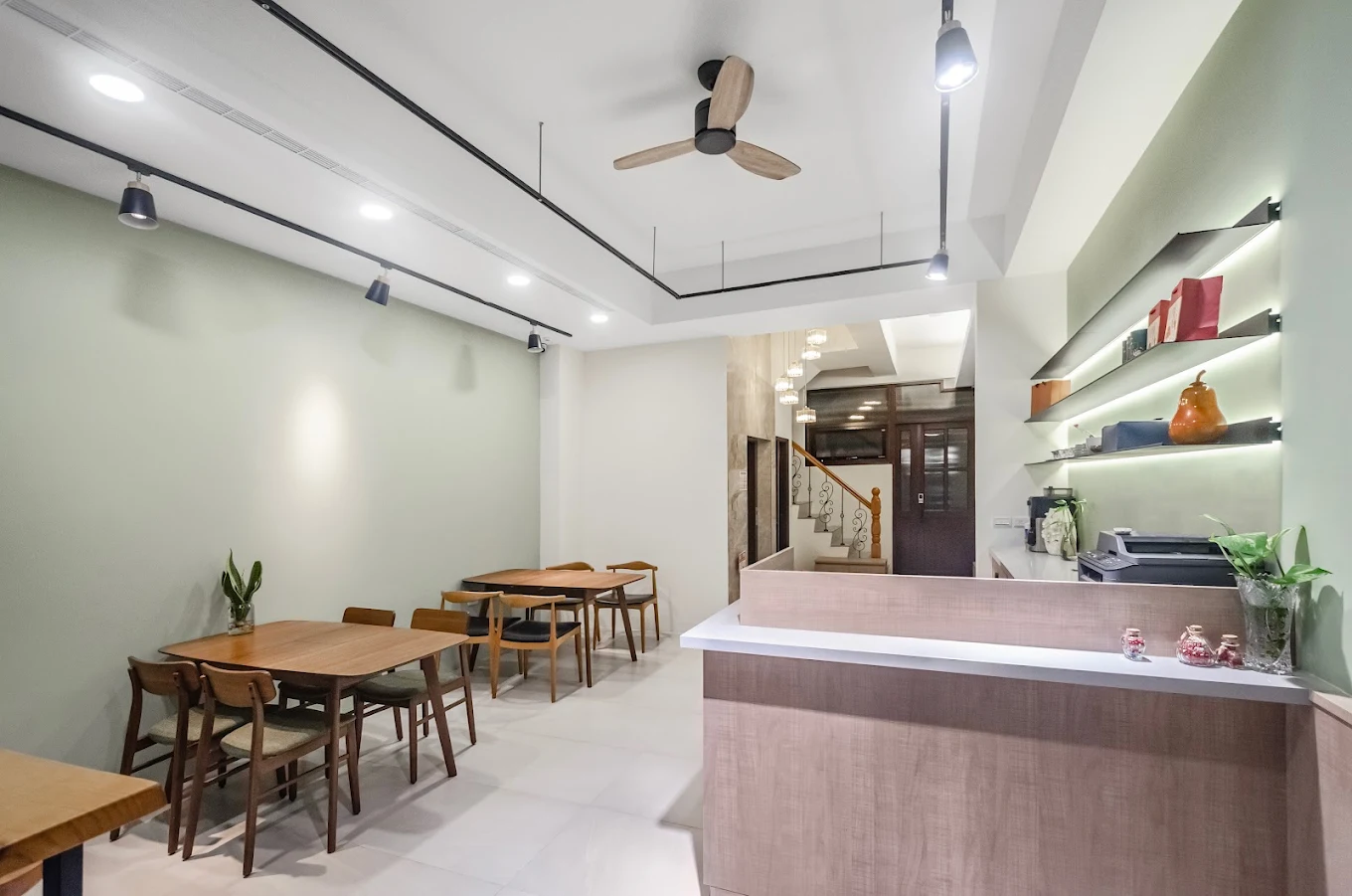 民宿內貼心設有室內電梯