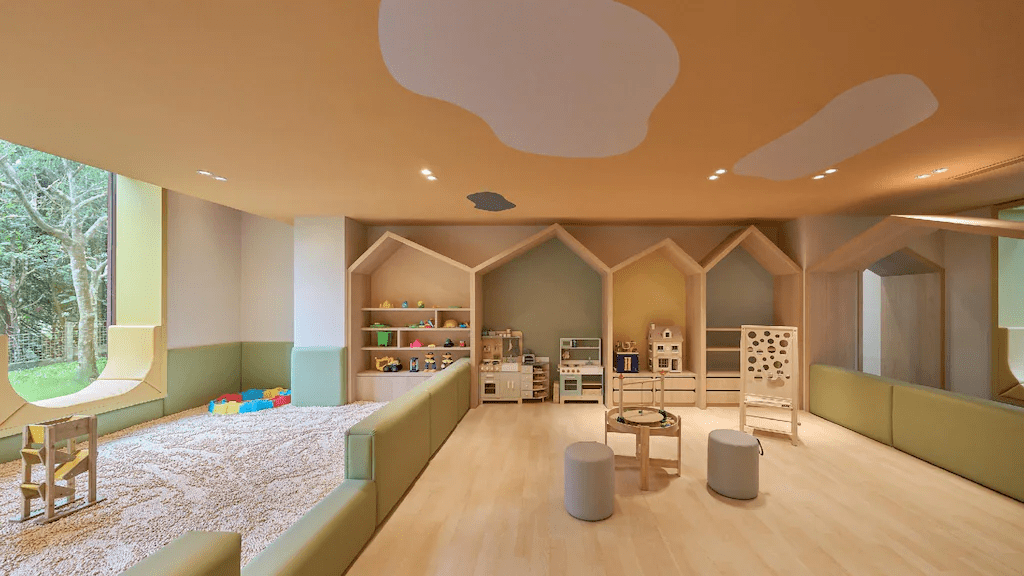 從台北出發往山裡去，在礁溪老爺酒店住一晚，把時間交給溫泉與靜靜流動的夜色