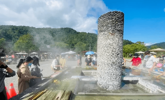 在宜蘭大同的山風與熱泉之間,清水地熱公園讓人放慢腳步煮一段午後