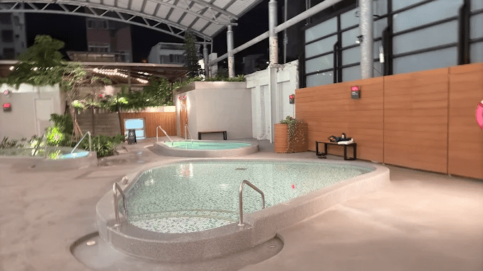 在礁溪溫泉的熱氣裡停下腳步，入住冠翔泉旅，過一晚剛剛好的放鬆