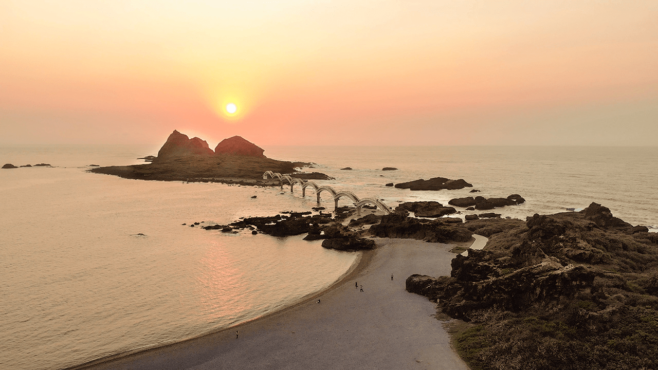 在三仙台迎接日光升起的時刻，沿著跨海步橋走進最真實的東岸節奏