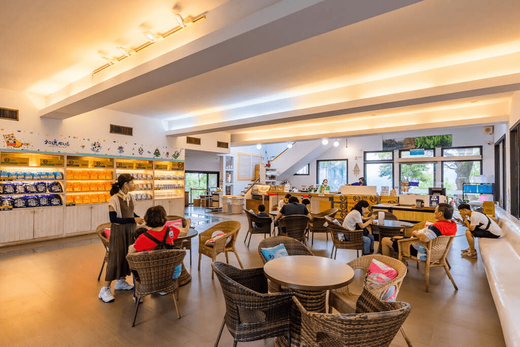 沿著縱谷走到台東初鹿牧場，在開闊草地裡，陪孩子走完一段安靜的親子時光