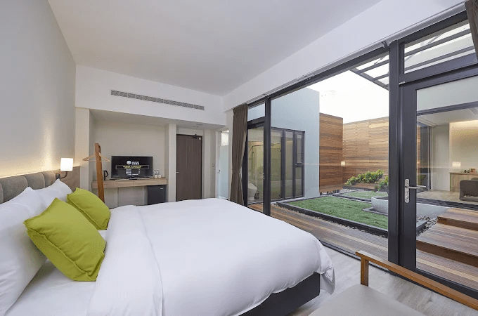 把台中夜色收進房間，旅途停下腳步的地方，Hotel Z 陪你看台中的溫度