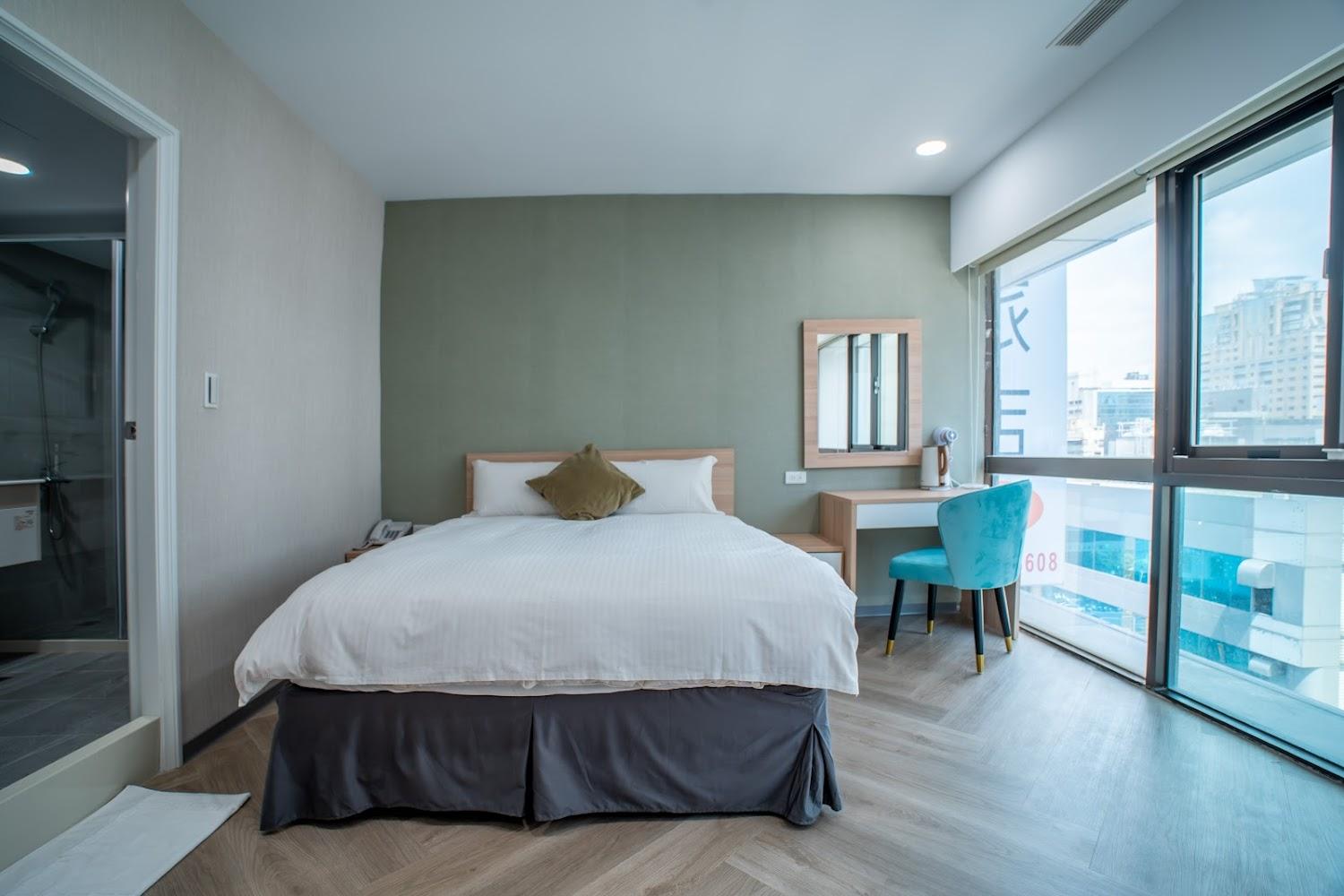 高雄行旅 HOTEL LEISURE｜雙人房$1,380起含早午餐，高CP值捷運旁住宿推薦！