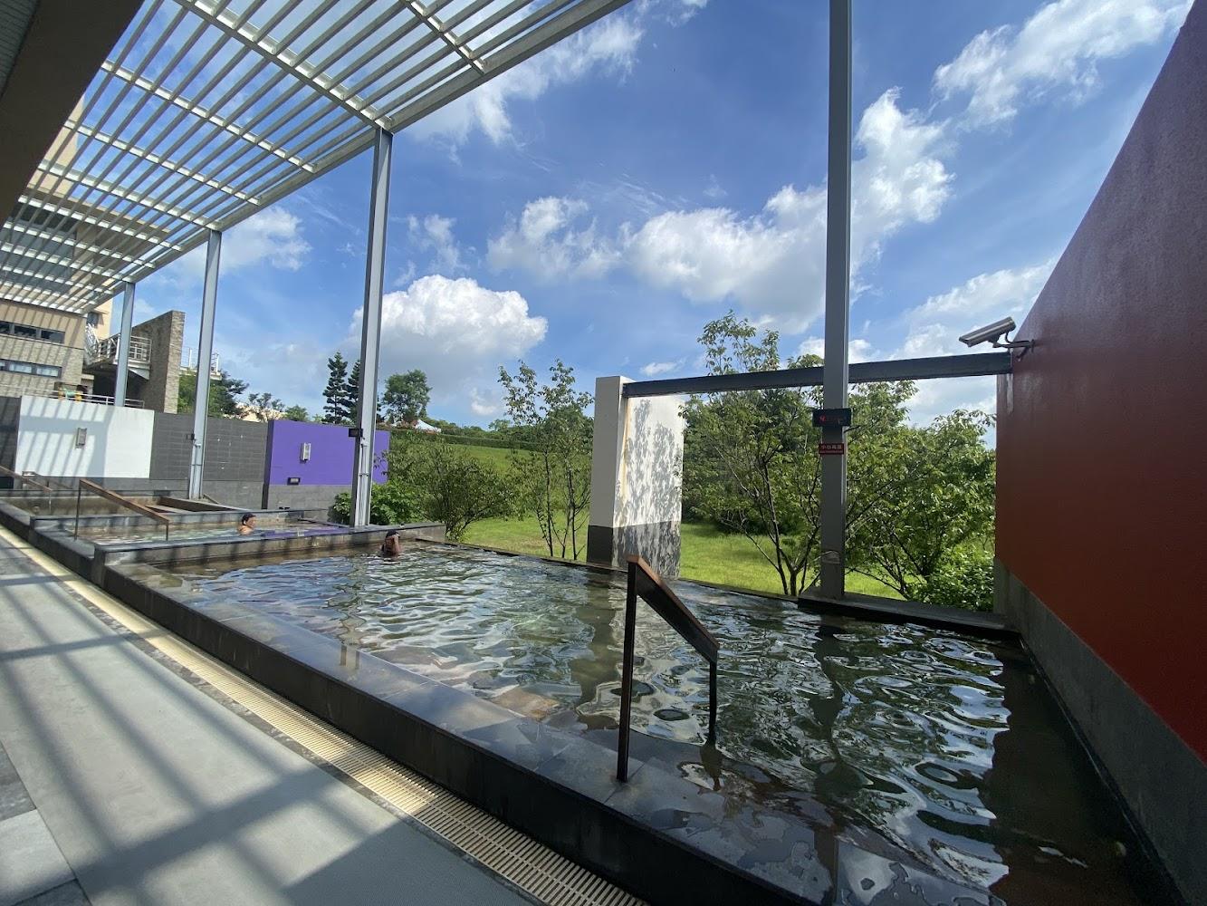 桃園南方莊園渡假飯店評價｜親子放電、情侶放鬆、全台最大室內水療溫泉、南歐莊園夢幻住宿推薦