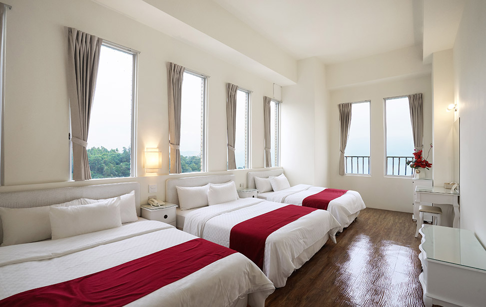 日月潭湖景家庭房新低價！淶滬文旅住四人$3,580含早餐、停車　高樓層陽台賞湖景輕鬆享假期