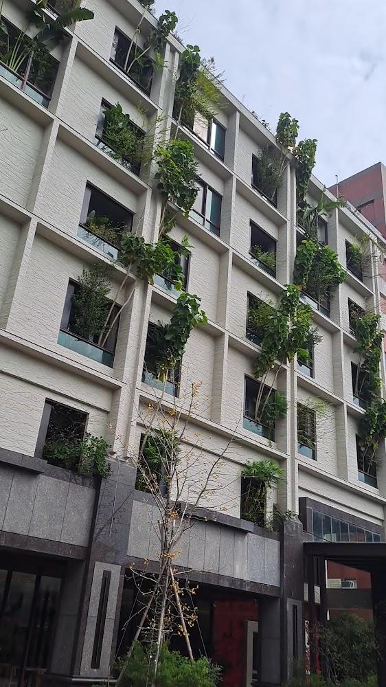 礁溪冠翔泉旅—建築師吳書原打造的綠植系溫泉休閒美學，沉浸森林靜謐與五感療癒