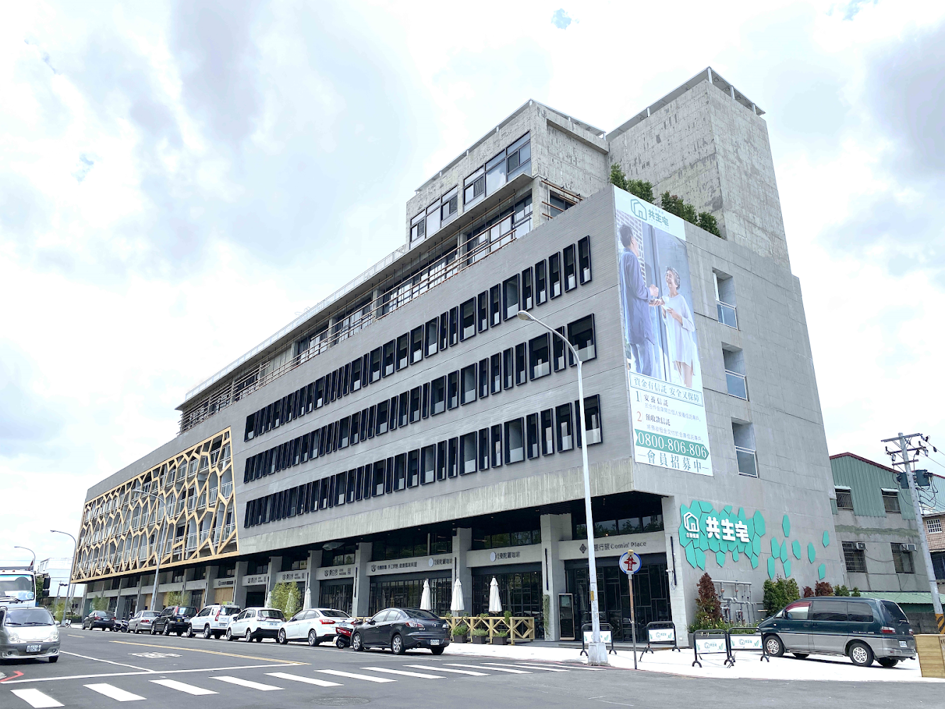 台中高鐵三鐵共構！《康茵行旅 Hotel In Joy》評價4.3星，步行五分鐘入住，雙人房含早餐1580元起，CP值爆表親子友善推薦