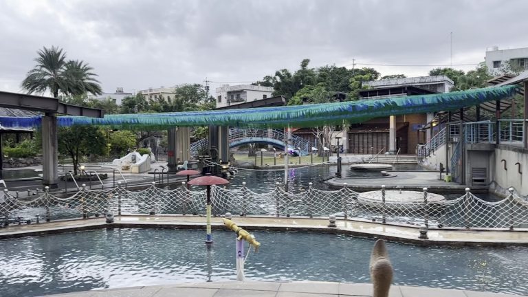 金湧泉溫泉會館：北海岸唯一稀有海底溫泉、親子戲水、南洋度假全攻略