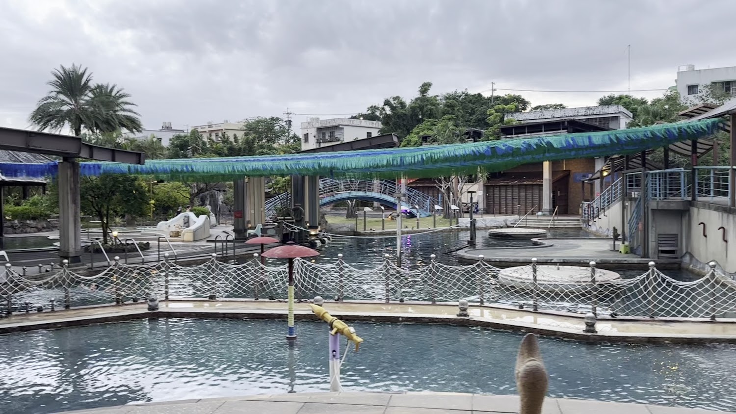 金湧泉溫泉會館：北海岸唯一稀有海底溫泉、親子戲水、南洋度假全攻略