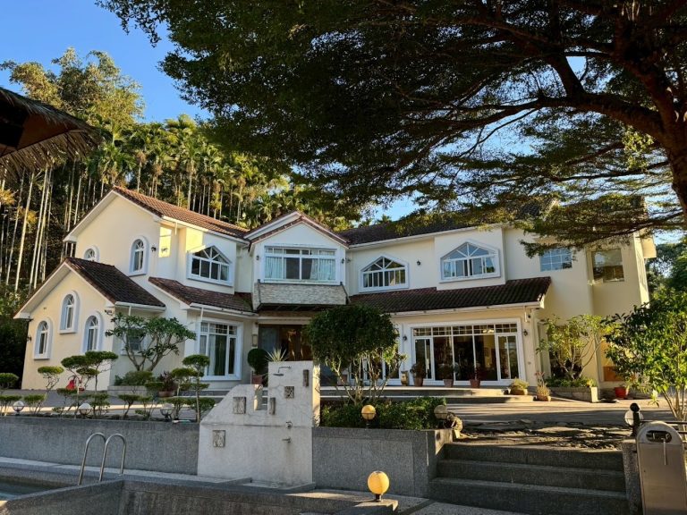 南投日月潭逸品住宿推薦｜隱世歐風莊園「布查德 Villa」山居慢遊，享受療癒時光