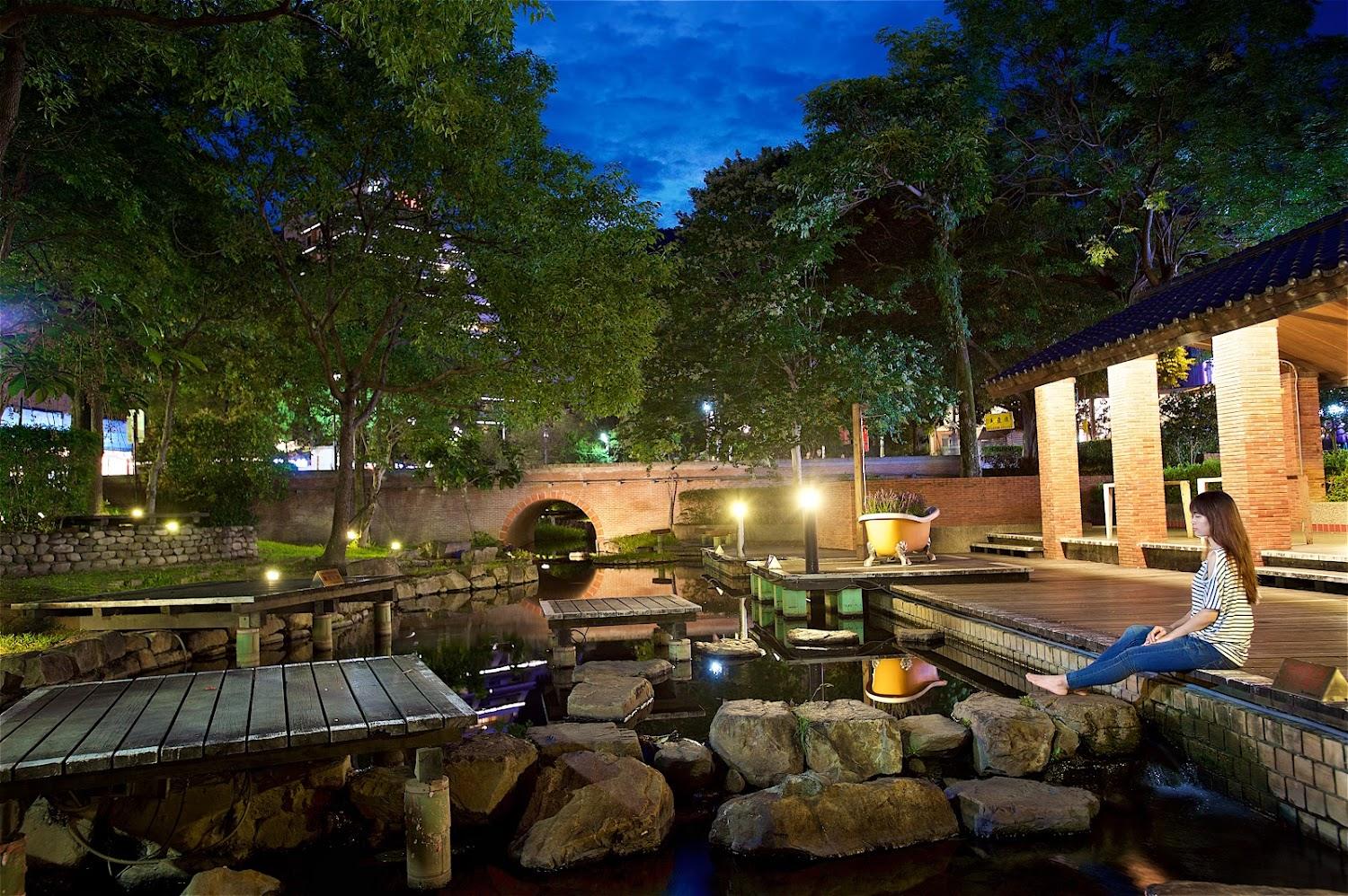 捷絲旅宜蘭礁溪館外觀與溫泉設施