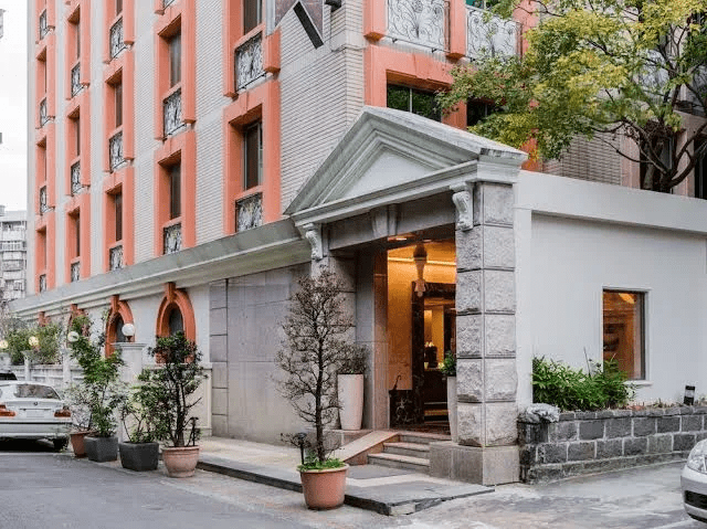 芝山捷運站走路 3 分鐘就到！芝山璞旅平日雙人只要 2,199 元起，住進天母士林的靜謐綠意裡